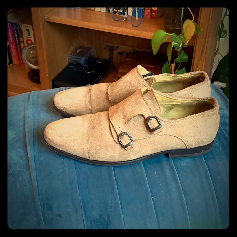 Men’s Double Monk Strap Loafer In Tan Suede.